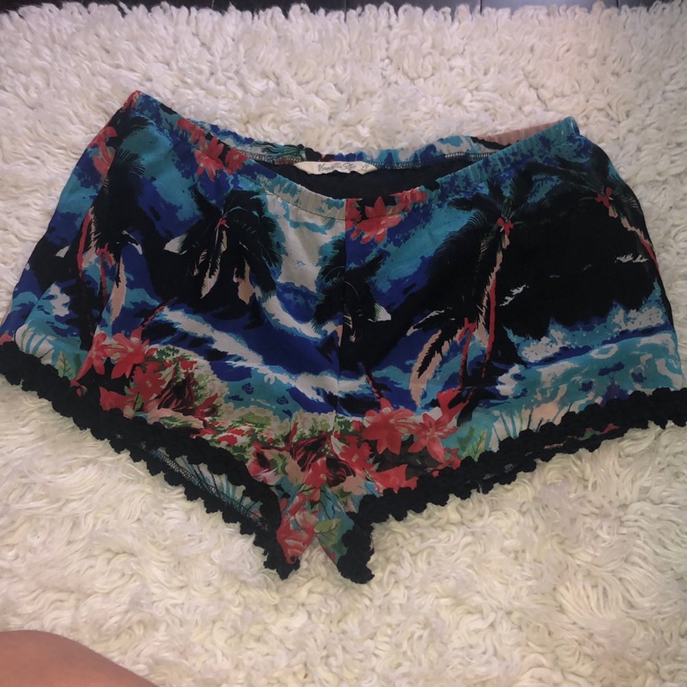 VANILLA STAR 🌴 tropical shorts